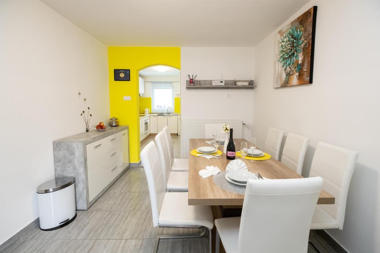 Apartmaji Pri Jozu بوينج المظهر الخارجي الصورة